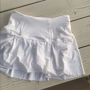 Lululemon white skirt